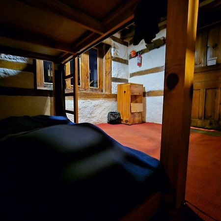 Parvatis Lap Luxury Hostel & Camps Kasol Kültér fotó