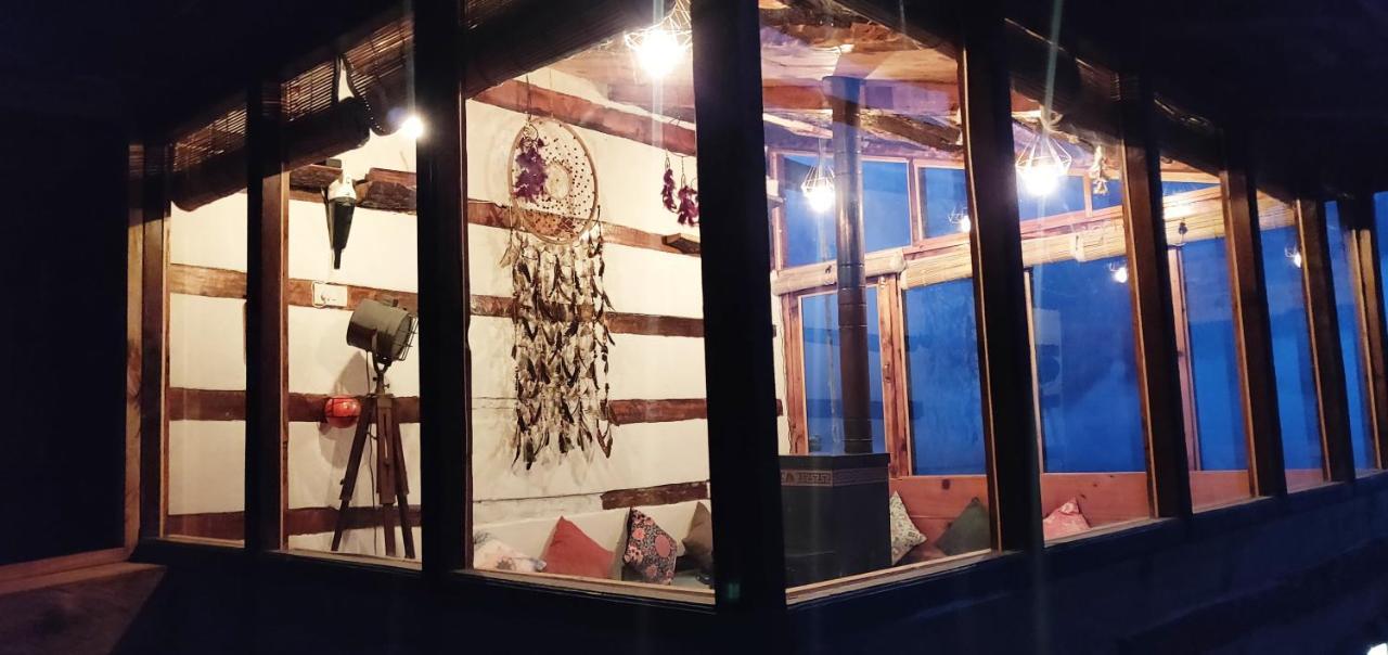 Parvatis Lap Luxury Hostel & Camps Kasol Kültér fotó